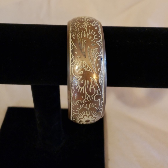 Vintage Engraved Floral Boho Brass Bangle - Picture 2 of 5